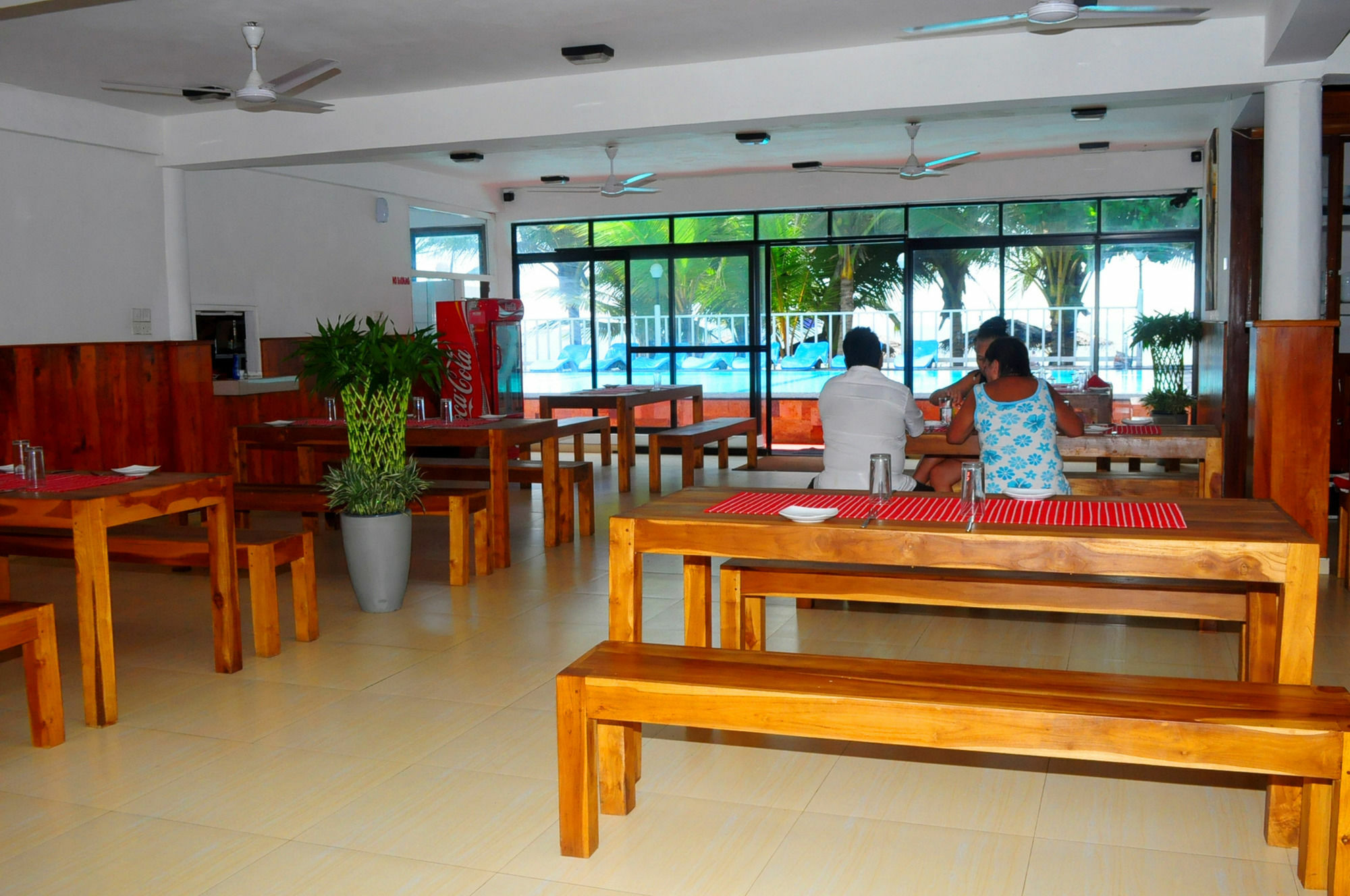 Lanka Beach Hotel Ettukala Exterior foto